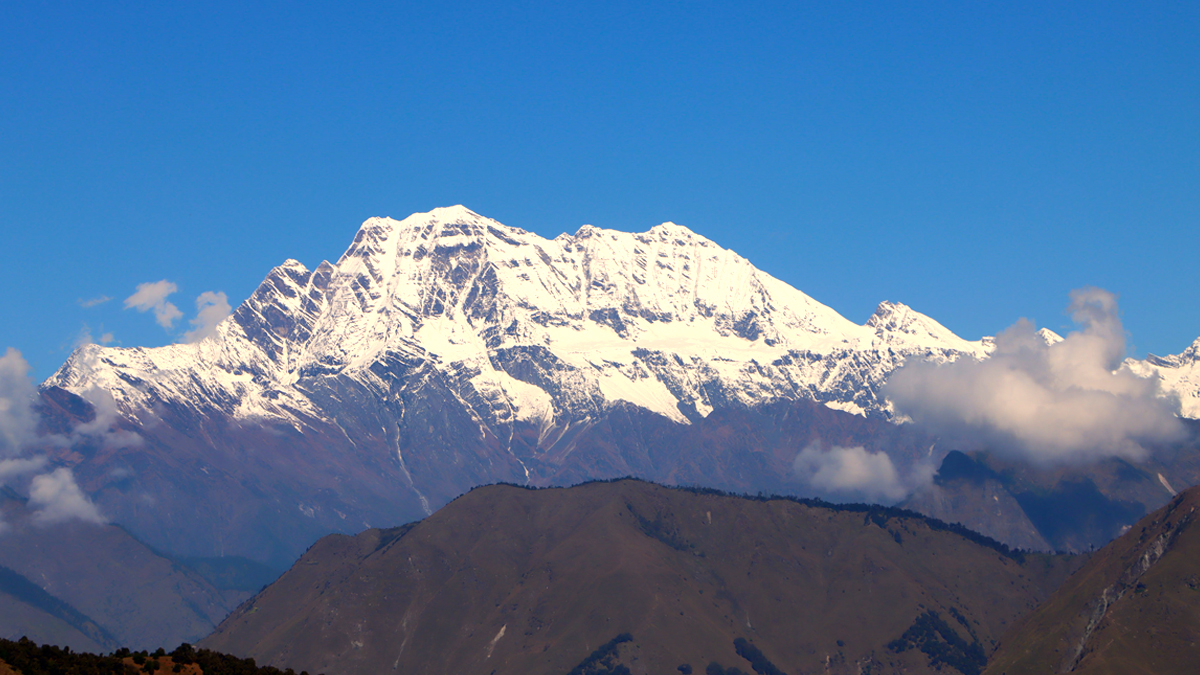 sisnery himal1666440056.jpg